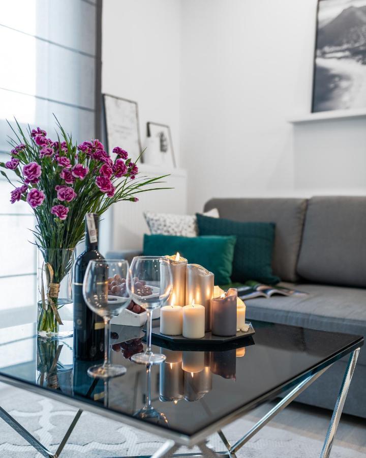Plac Bankowy Serviced Apartments Warszawa Exteriör bild