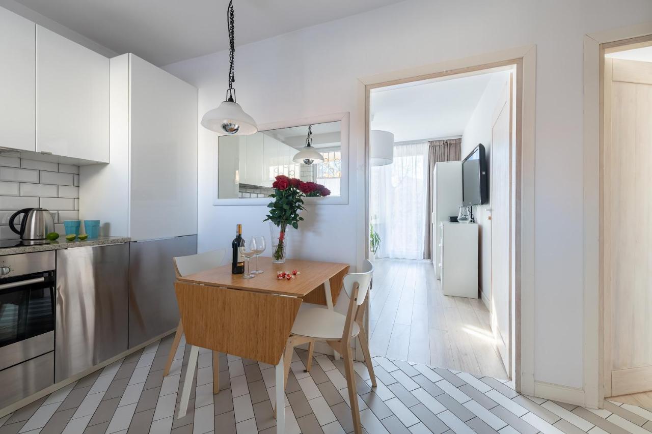Plac Bankowy Serviced Apartments Warszawa Exteriör bild